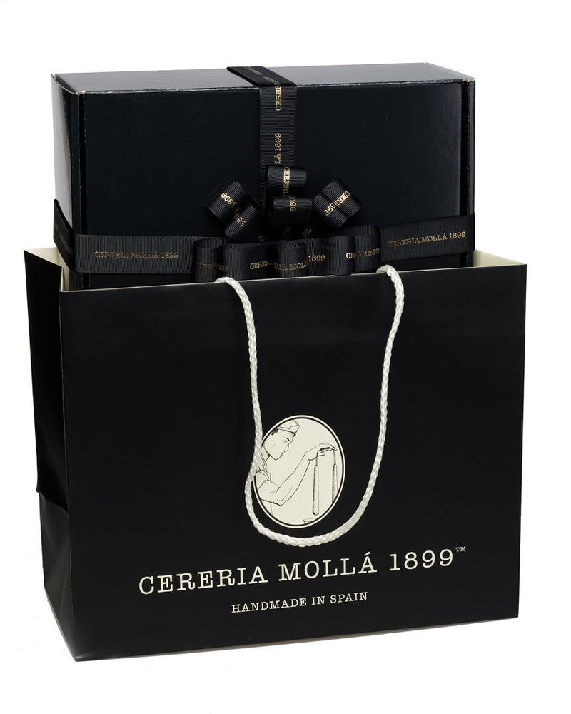 Giftset Aroma Diffuser Trendy Design 230 ml with Cereria Molla Essential Oil Velvet Wood